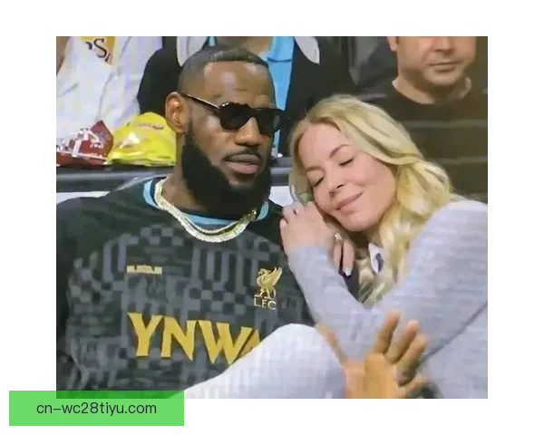 老詹回应报道称与珍妮互相尊重